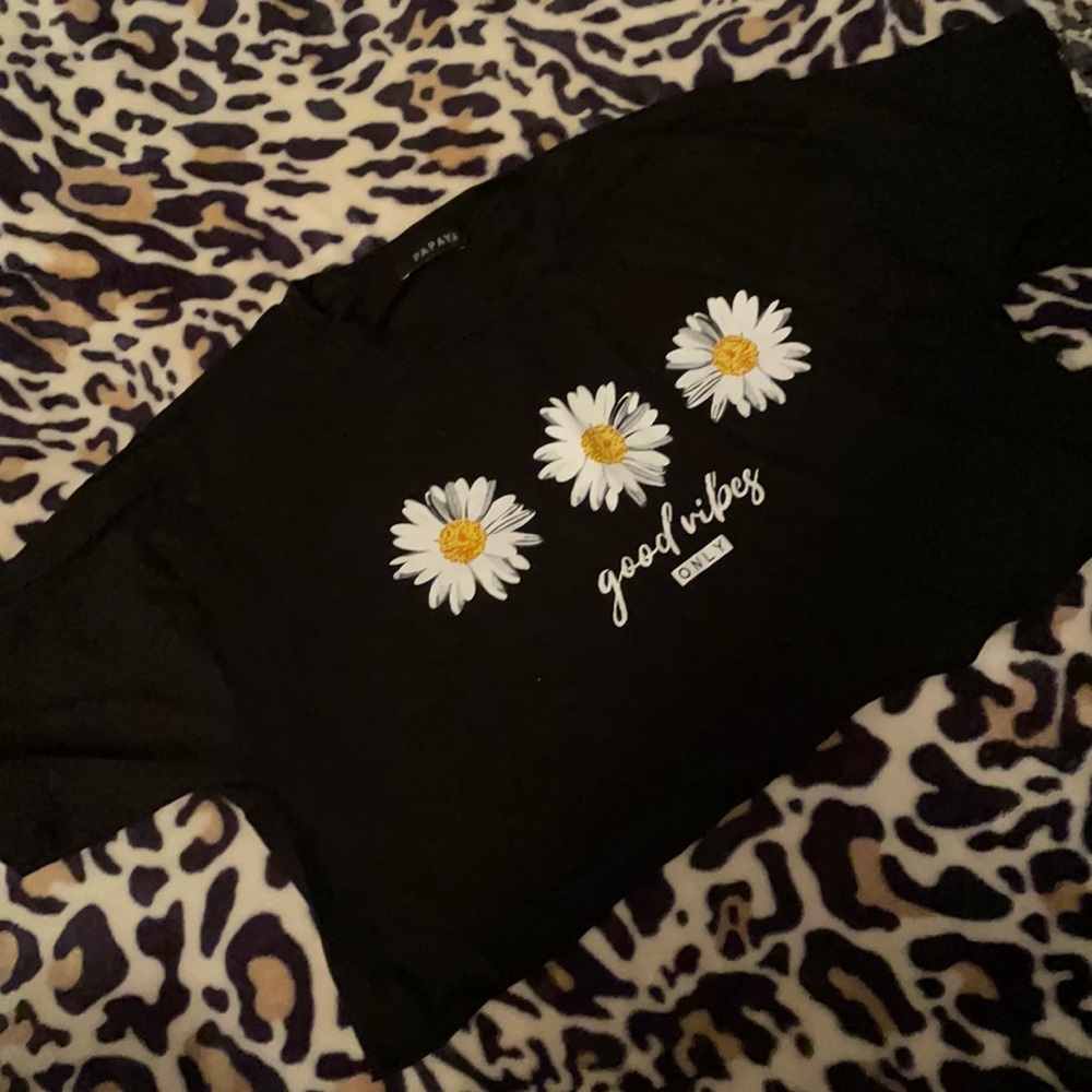 Good Vibes - Cropped Tee